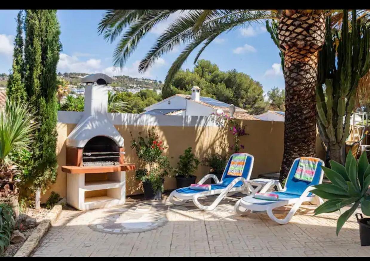 Villa Eva Asiana Guesthouse With Shared Pool Бениса Экстерьер фото